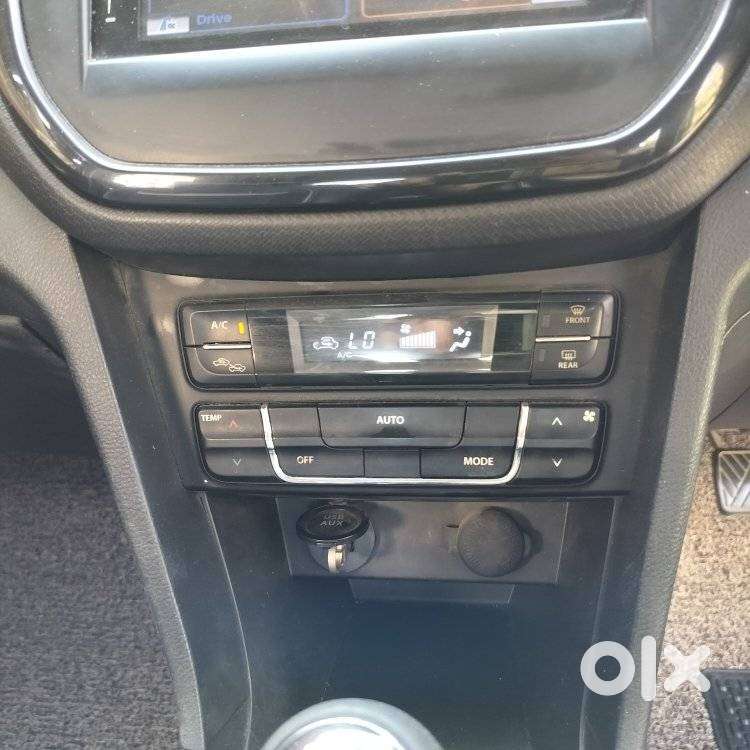 Maruti Suzuki Brezza Zdi+ Dual Tone, 2019, Diesel