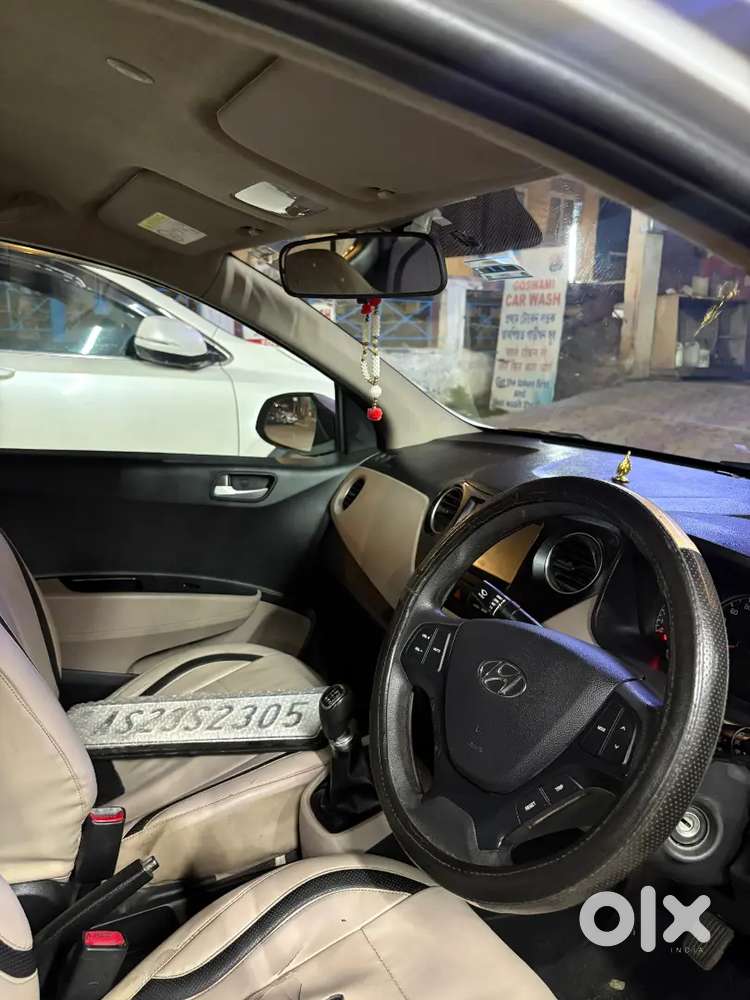 Hyundai Grand I10 2017 Petrol Well Maintained