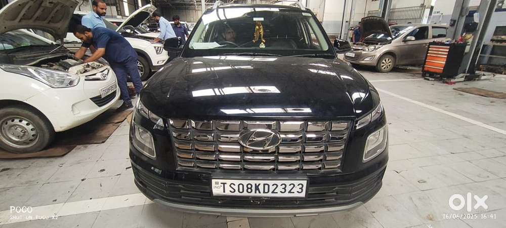 Hyundai Venue Diesel Manual 2024