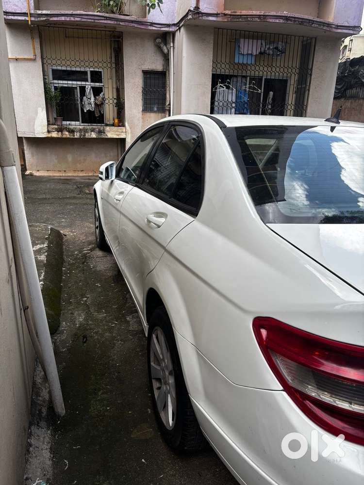 2011 Mercedes-benz C-class Year