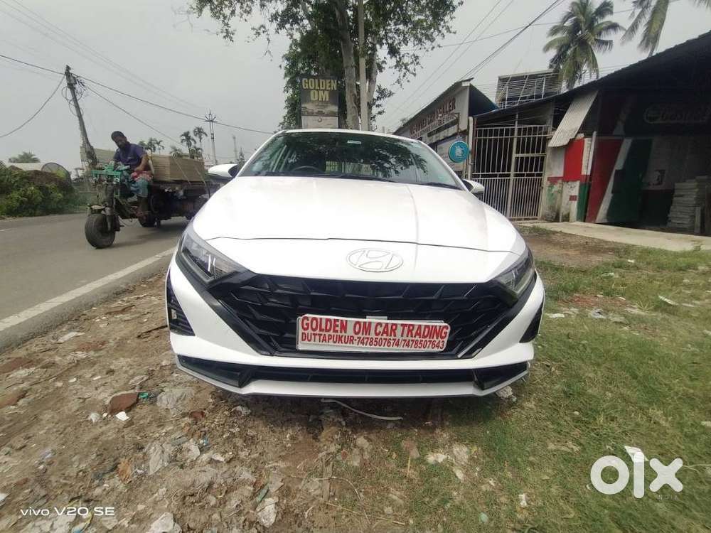 Hyundai I20 Asta (o) 1.2 Mt, 2024, Petrol