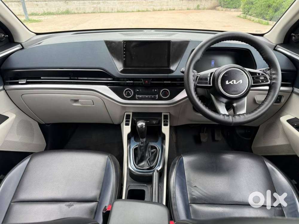 Kia Carens 1.5 Premium Diesel 7 Str Imt, 2024, Diesel