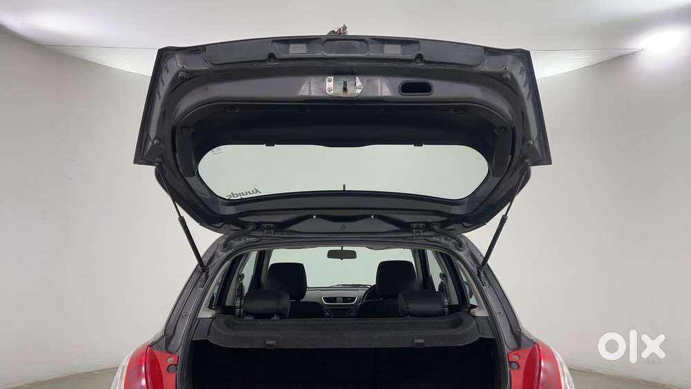 Maruti Suzuki Swift Vvt Vxi, 2017, Petrol