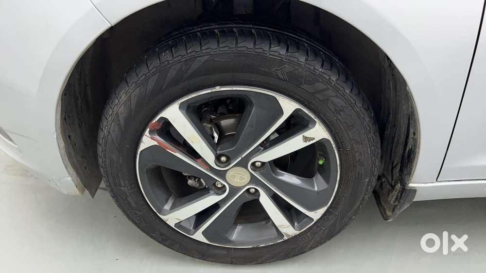 Tata Altroz Xz, 2020, Petrol