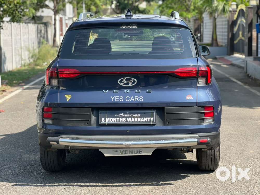 Hyundai Venue 1.2 S Plus, 2022, Petrol