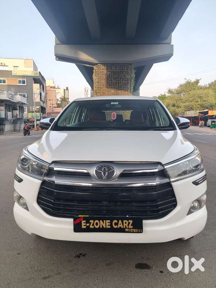Toyota Innova Crysta 2.8z Automatic, 2018, Diesel
