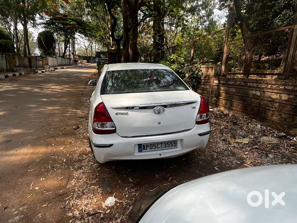 Toyota Platinum Etios 2014 Diesel Well Maintained