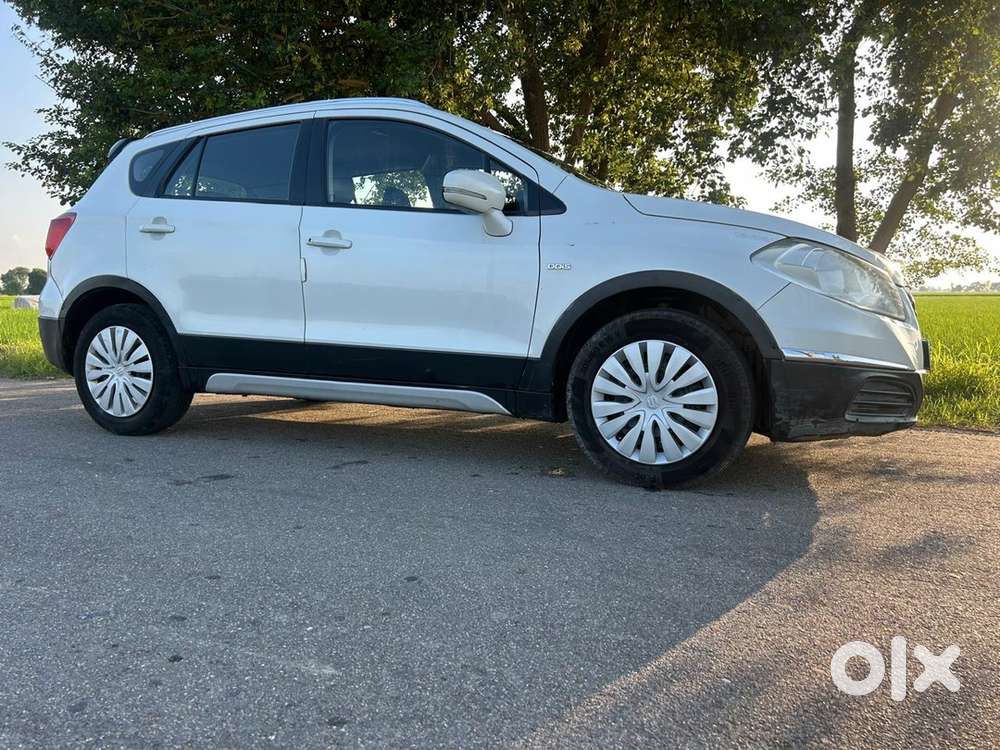 Maruti Suzuki S Cross 2016 Diesel Well Maintained