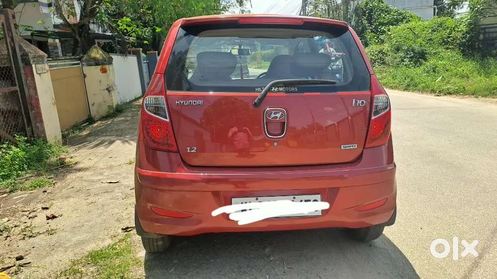 Hyundai I10 Sportz Petrol 2011