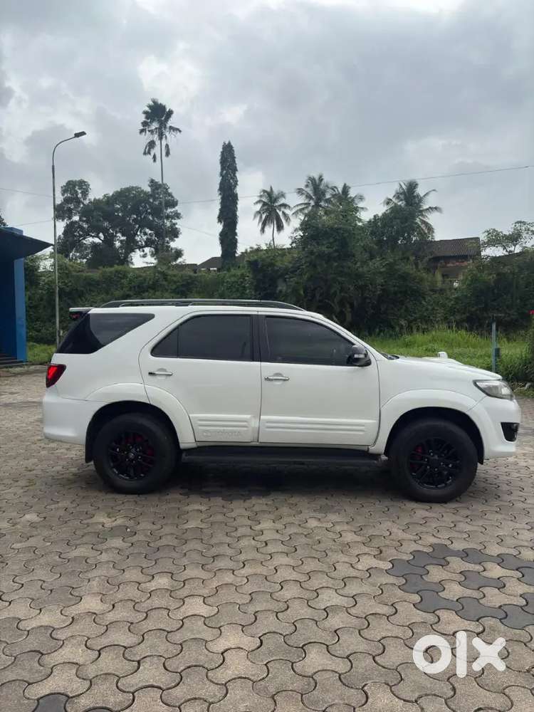 Toyota Fortuner 2015 Diesel Manual