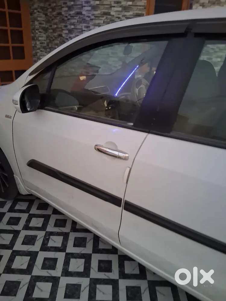 Maruti Suzuki Ertiga 2013 Diesel 80000 Km Driven