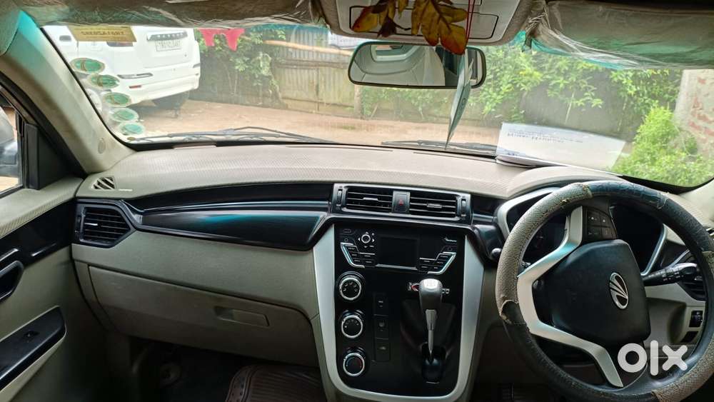 Mahindra Kuv 100, 2018, Petrol