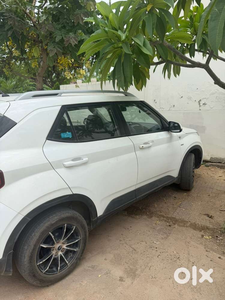 Hyundai Venue Turbo 2019