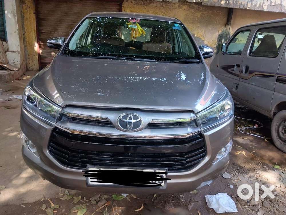 Toyota Innova Crysta Top Model