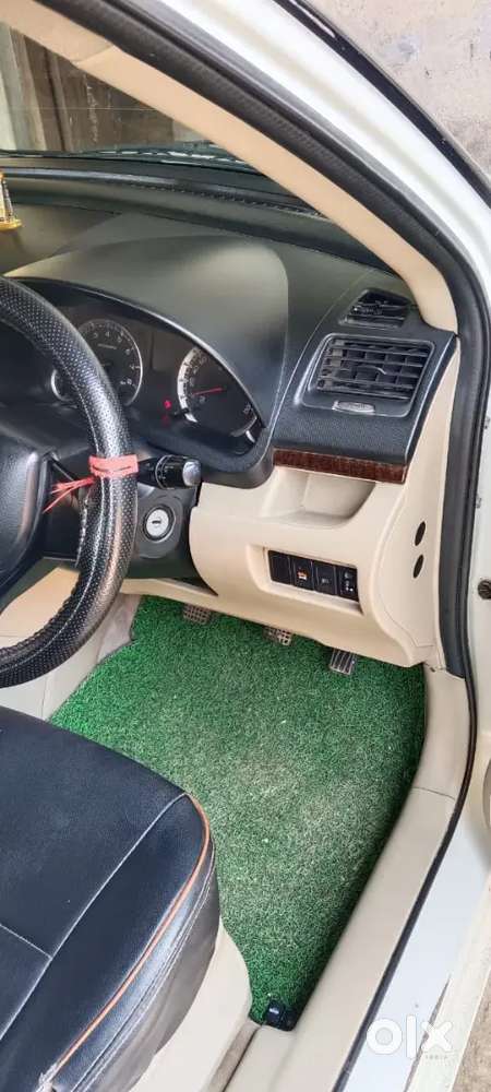 Maruti Suzuki Swift Dzire 2012 Petrol 50000 Km Driven