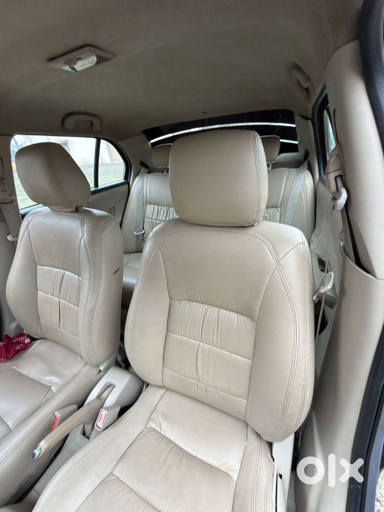 Maruti Suzuki Swift Dzire Zdi + Mt, 2014, Diesel