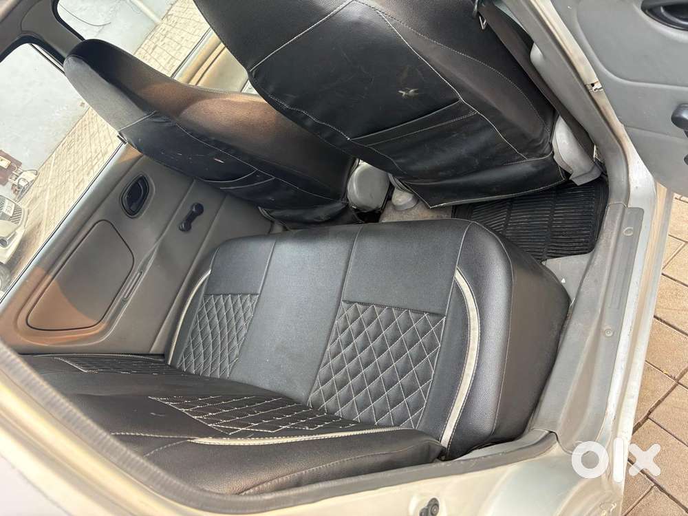 Maruti Suzuki Alto K10 2010-2014 Lxi, 2011, Petrol