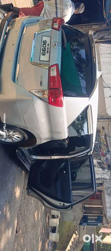 Toyota Innova Crysta 2017