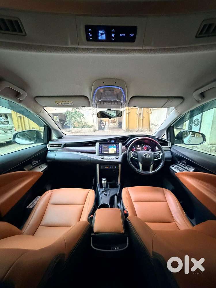 Toyota Innova Crysta 2.8z Automatic, 2018, Diesel