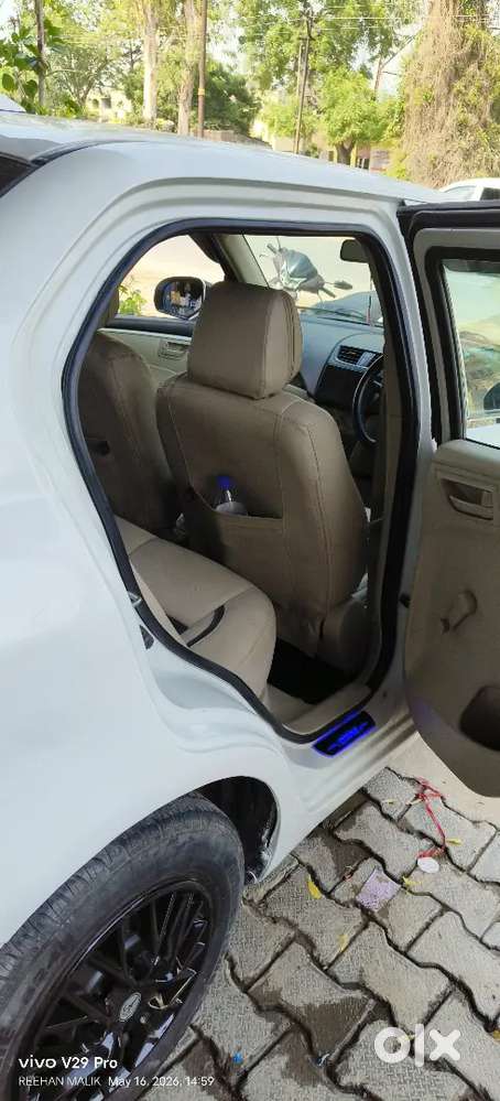 Maruti Suzuki Dzire 2018 Cng & Hybrids 65000 Km Driven