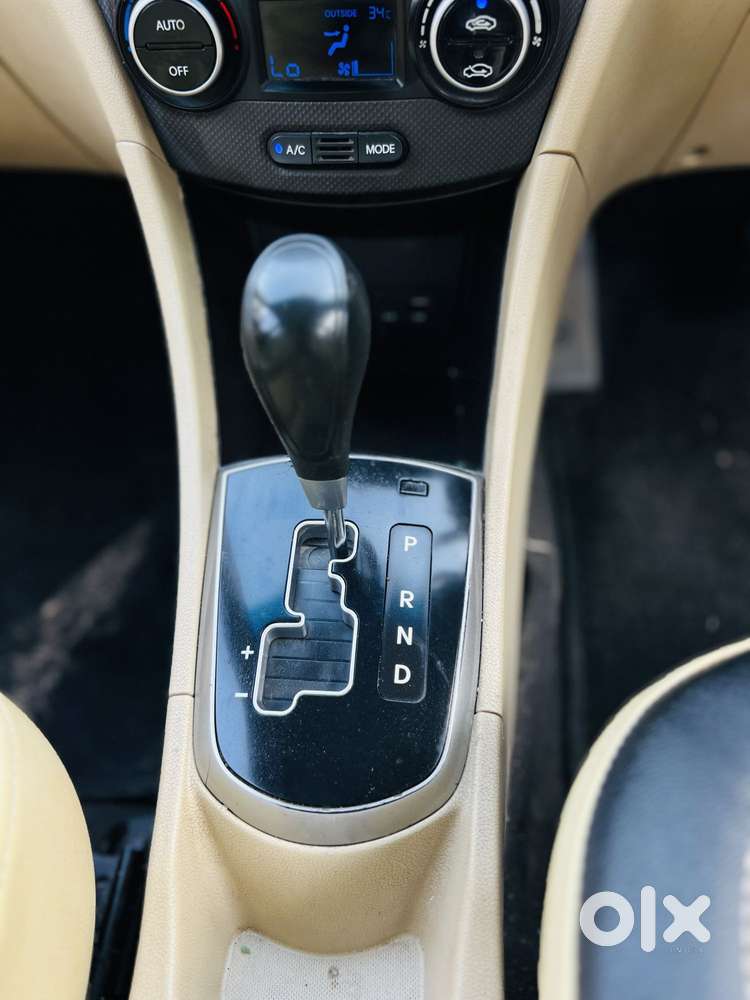 Hyundai Verna Vtvt 1.6 Sx, 2015, Petrol
