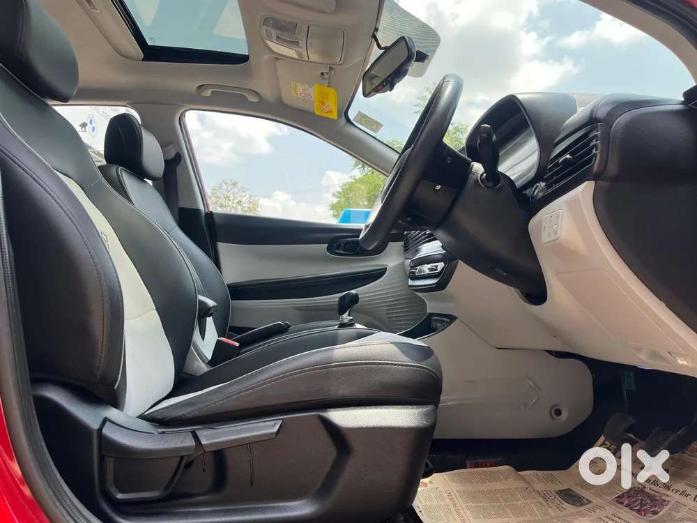 Hyundai I20 Asta (o) 1.2 Mt, 2023, Petrol