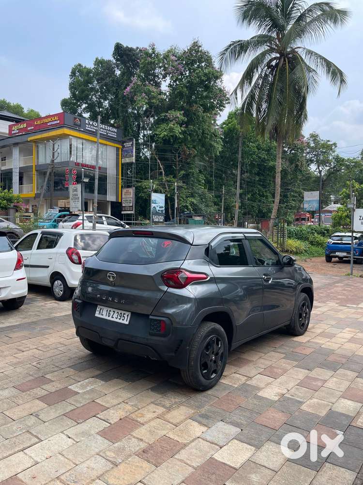 Tata Punch Camo Accomplished Mt, 2022, Petrol