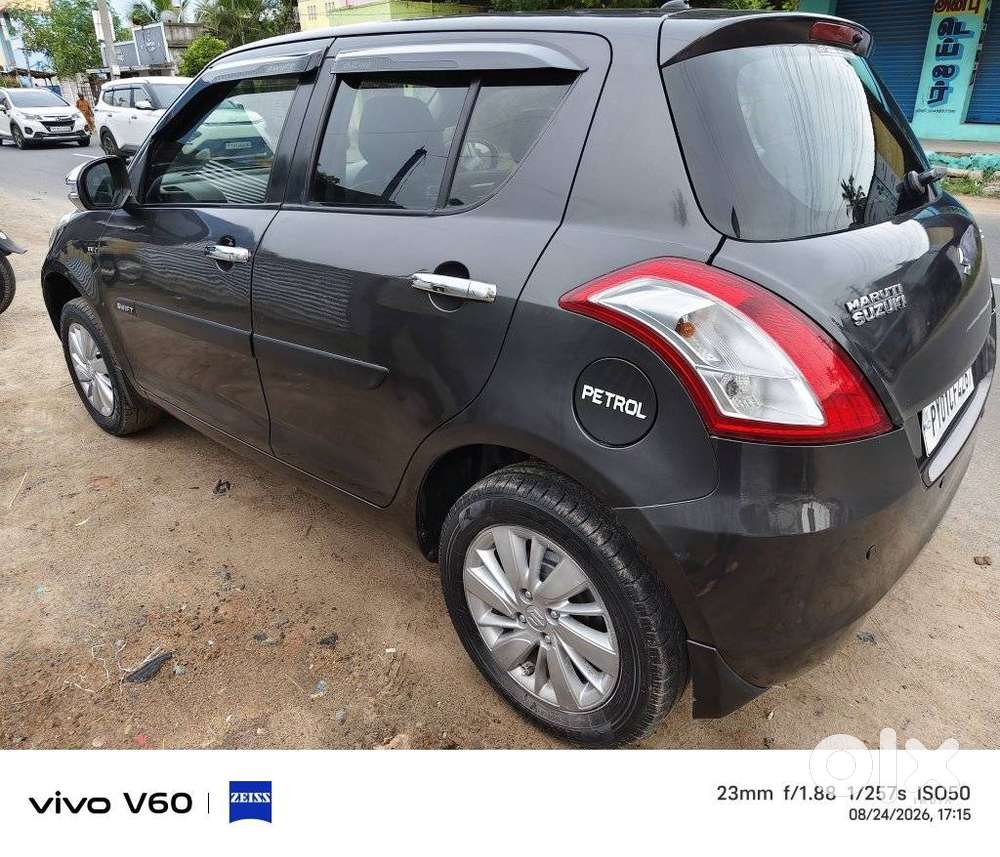 Maruti Suzuki Swift Zxi Bsiv, 2015, Petrol
