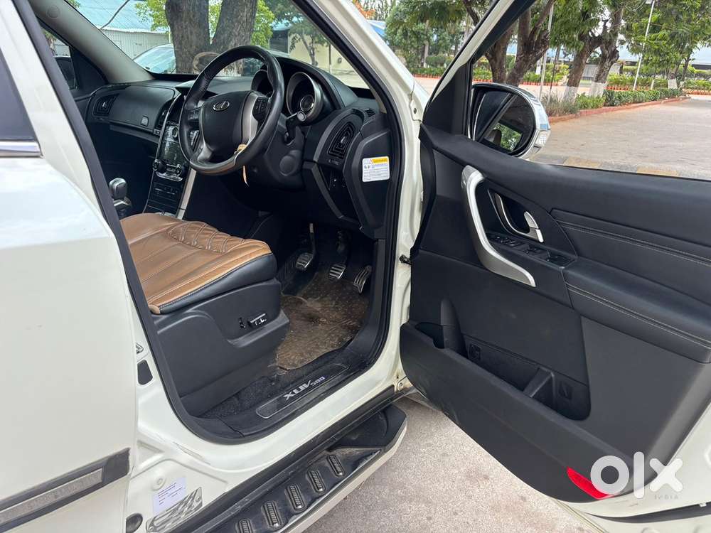 Xuv 500 W11(o) Showroom Track