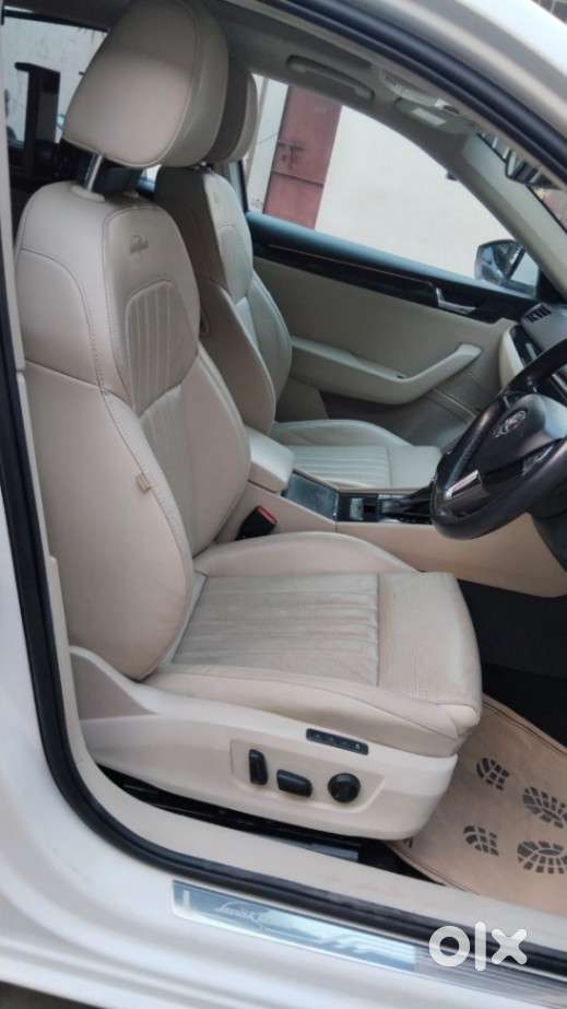 Skoda Superb L&k 2.0 Tdi At, 2019, Diesel