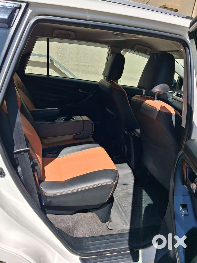 Toyota Innova Crysta 2.4 Gx Mt, 2016, Diesel