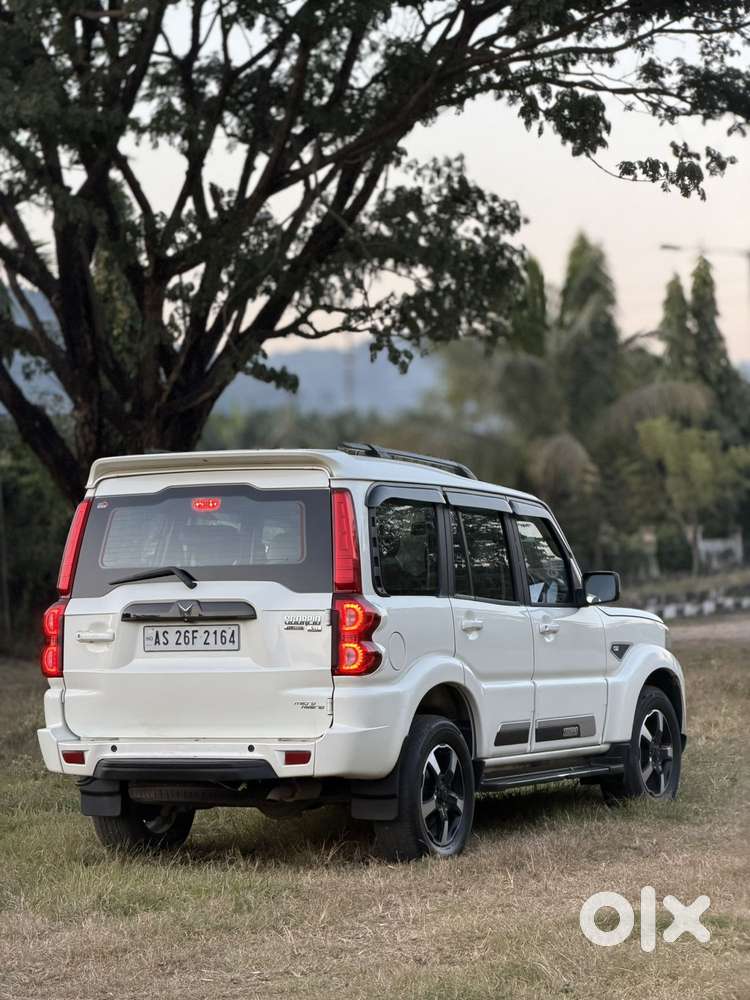 Mahindra Scorpio Classic 2.2 S 11 Mt 7 Str, 2023, Diesel