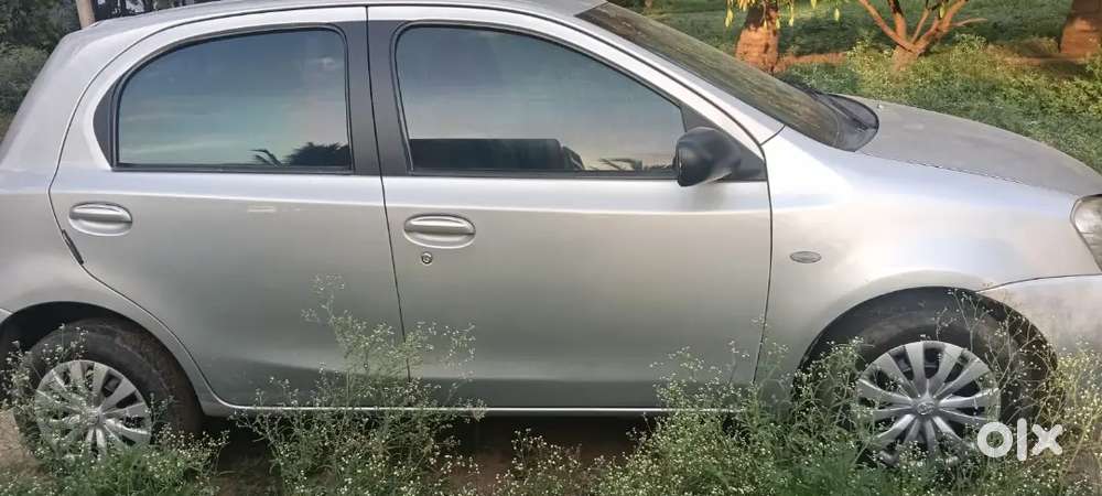 Toyota Etios Liva 2012 Diesel 275000 Km Driven