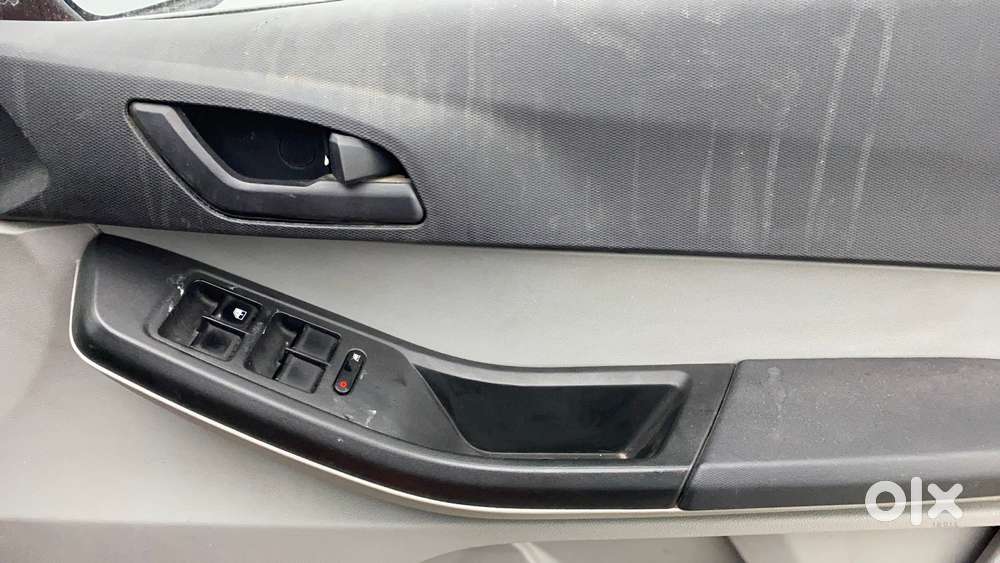 Tata Tiago 1.2 Revotron Xt, 2020, Petrol