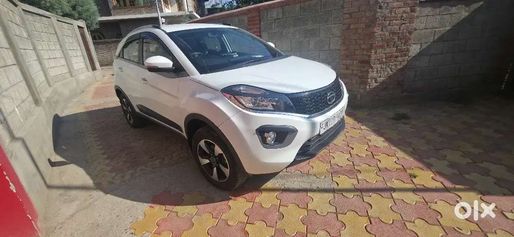 Tata Nexon Petrol  Mint Condition  72,000 Km  Well Maintained