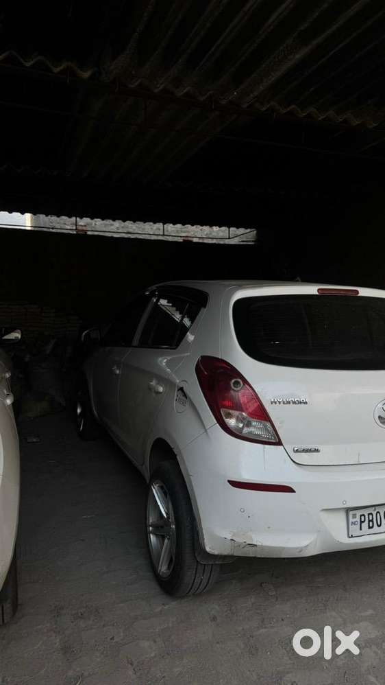 Hyundai Car Diesel 2014 Fancy Number 7372