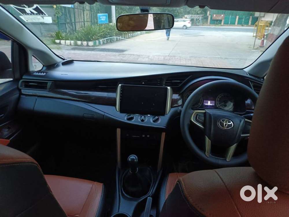 Toyota Innova Crysta 2.4 G Mt 7 Str, 2017, Diesel