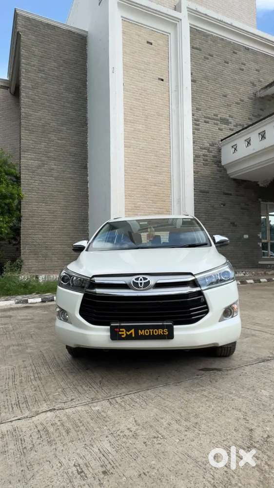 Toyota Innova Crysta 2.8 Zx At 7 Seater, 2018, Diesel