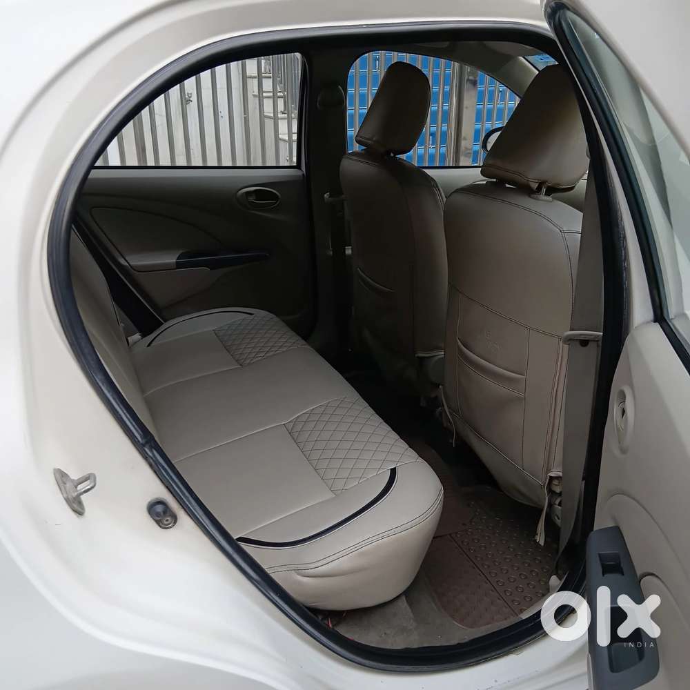 Toyota Etios Liva G Exclusive, 2015, Petrol