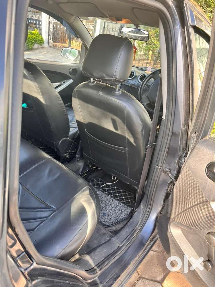 New Tyre With Stepni , New Battery, Car Play Vedio System(android,ios)