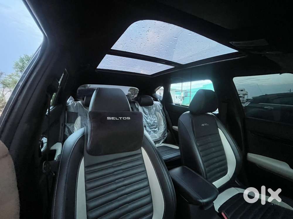Automatic Steering Control Panoramic Sunroof Scratch Less Showroom Con