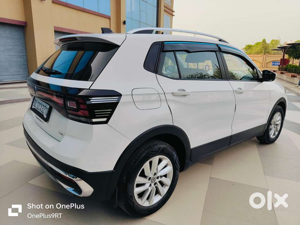 Volkswagen Taigun 1.0 Tsi Highline At, 2023, Petrol