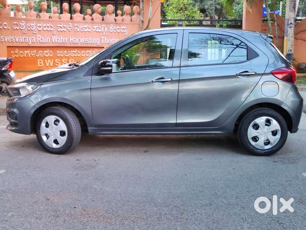 Tata Tiago 1.2 Revotron Xt (o), 2023, Petrol