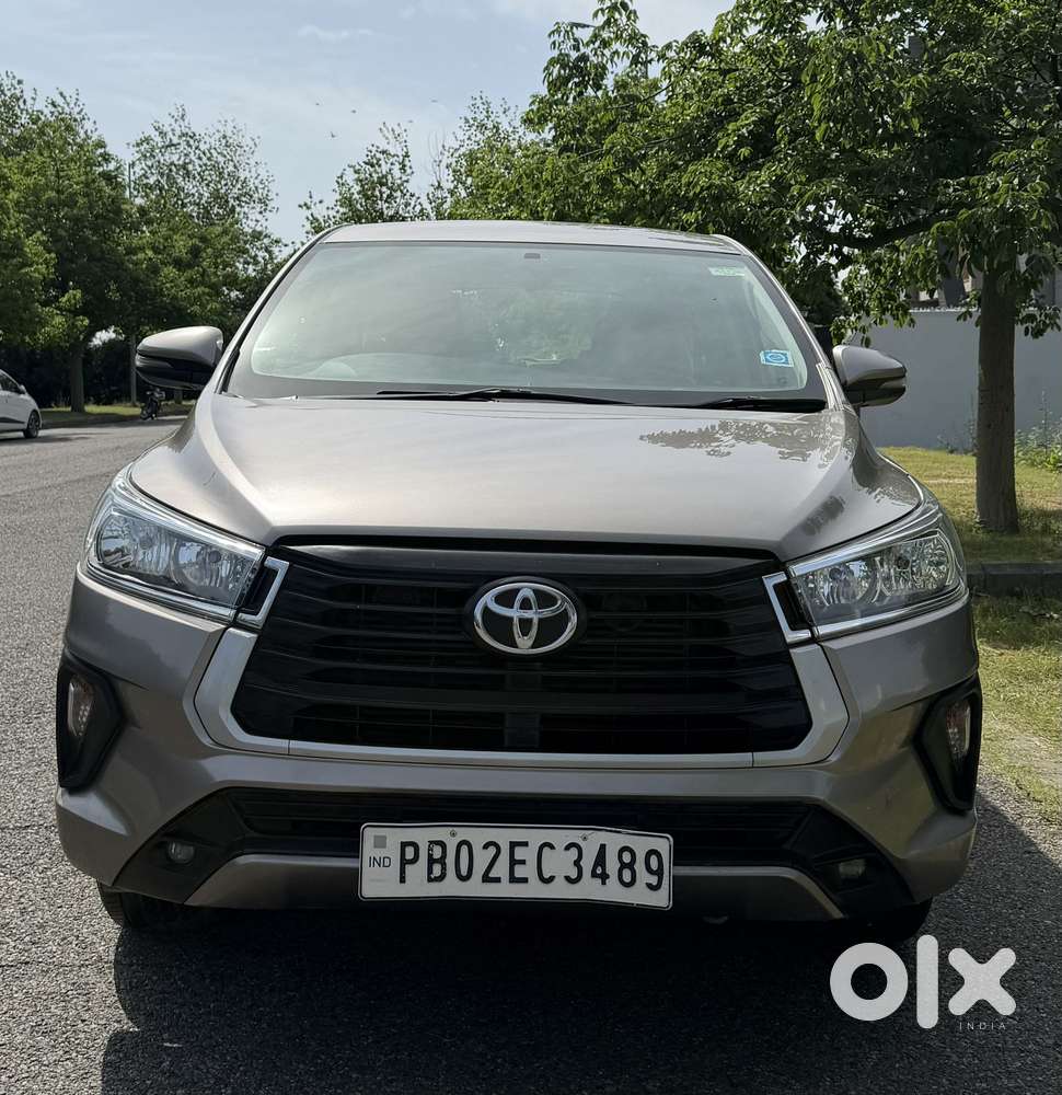 Toyota Innova Crysta 2.4 Gx Limited Edition At 7 Str, 2021, Diesel