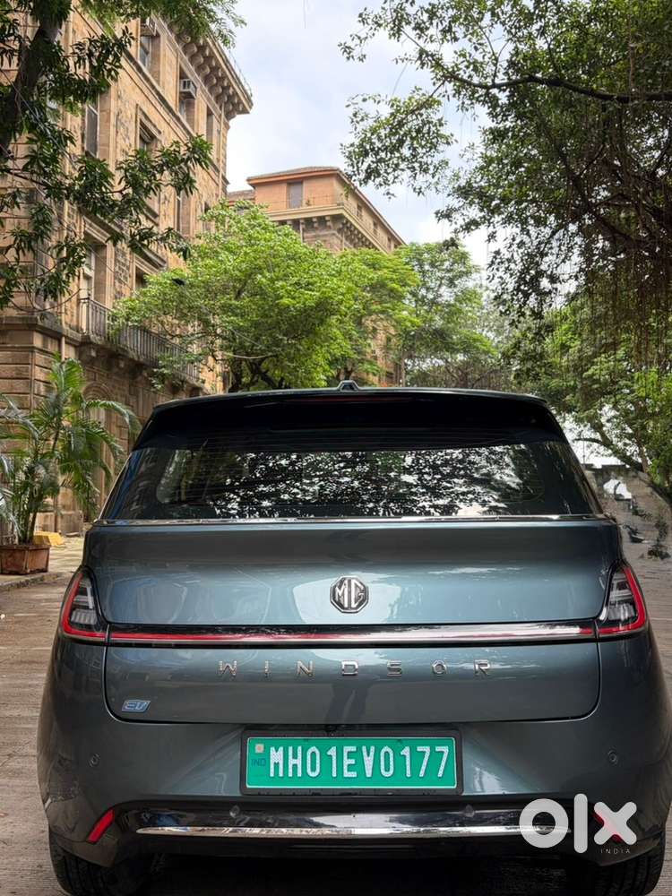 Mg Windsor Ev 2025 Electric 30000 Km Driven