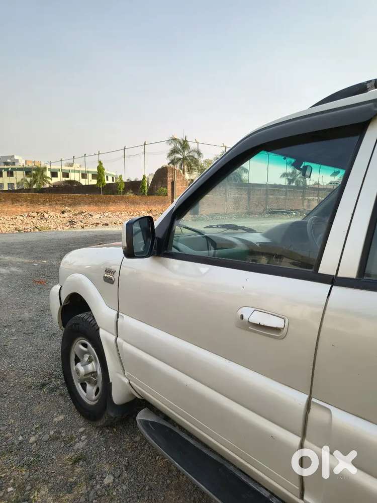 Tata Safari 2014