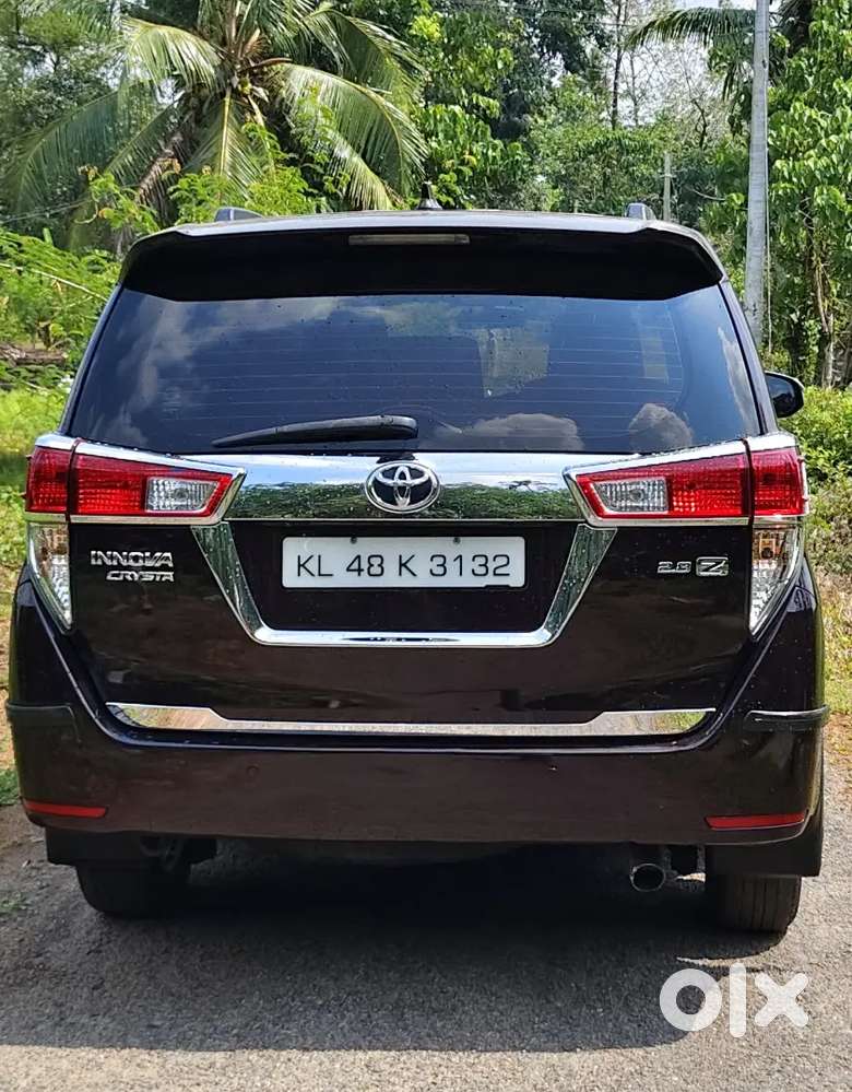 Toyota Innova Crysta. 2.8zautomatic