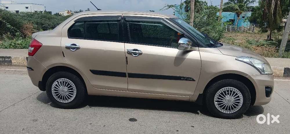 Maruti Swift Dzire 2014 Company Service Insurance Current