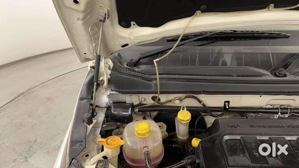 Mahindra Kuv 100 2016-2017 Mfalcon G80 K8, 2016, Petrol
