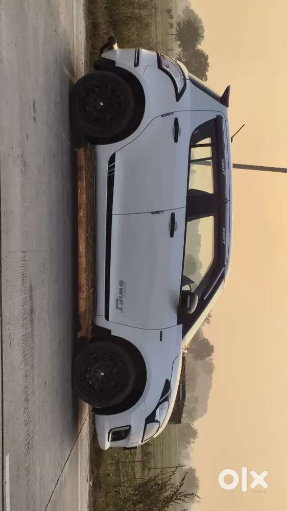 Maruti Suzuki Swift 2015 Diesel 100000 Km Driven